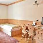 Garni Al Plan Hotell 3*