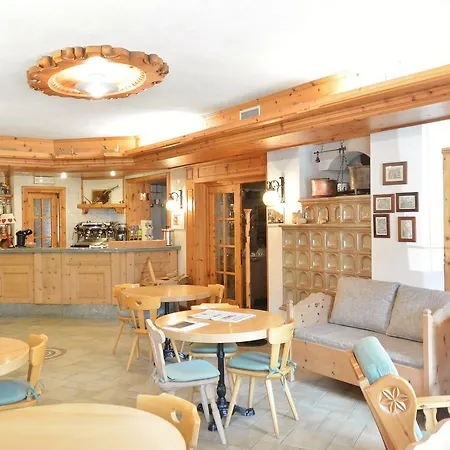 Garni Al Plan Hotel