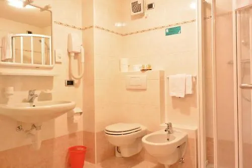 Garni Al Plan Hotel 3*