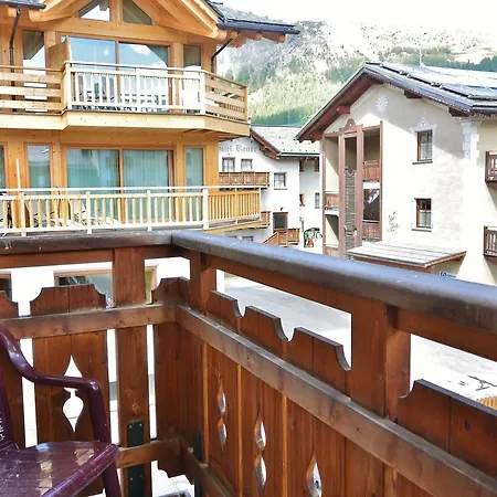 加尼阿尔普兰酒店 酒店 利维尼奥